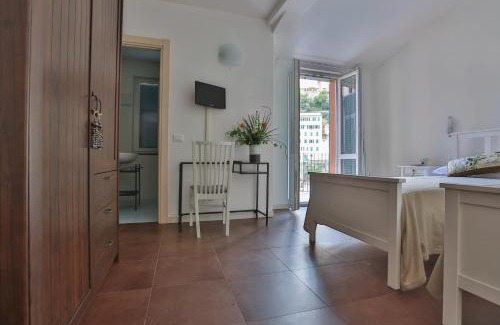 Riomaggiore House | Accessible Family-Friendly Stay at Affittacamere Le Giare