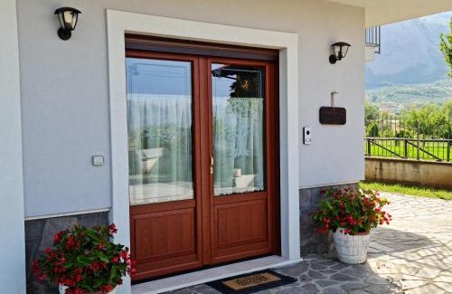 Teggiano House | Pet-Friendly Retreat: Affittacamere Le Querce, 10/10 Rated