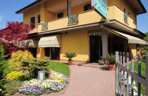 Valeggio sul Mincio Bed & Breakfast | Discover Affittacamere Marisa: Pet-Friendly Retreat with Hot Tub