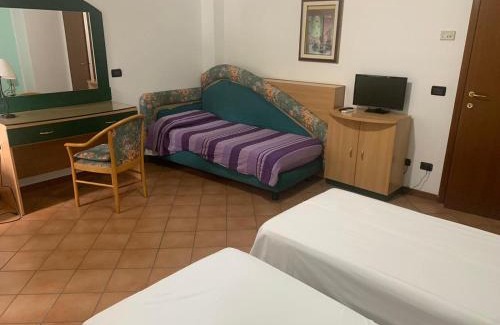 Borgo Trento House | Discover Affittacamere Mameli: Guest Favorite with Breakfast
