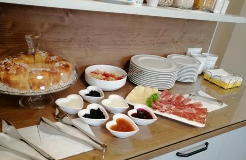 Romallo Bed & Breakfast | Pet-Friendly Oceanfront B&B Mercedes with Top Guest Ratings