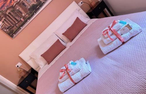 Corso dei Mille - Sant'Erasmo Bed & Breakfast | Discover Family-Friendly Comfort at B&B Palermo Pirri