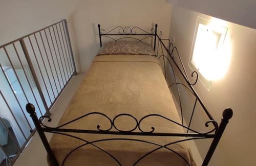 Pistoia House | Pet-Friendly Retreat at Affittacamere Villa Mary