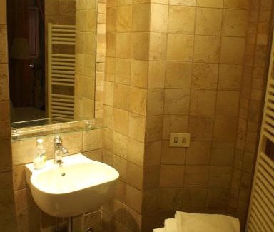 Zona LIII Tomba di Nerone House | Discover Affittacamere Villa Wilson: Family-Friendly Retreat