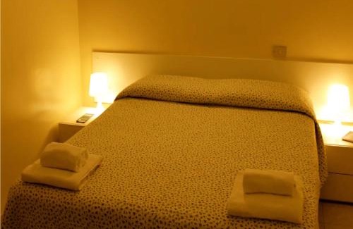 Parma Apartment | Comfortable Stay with Private Bath for Families