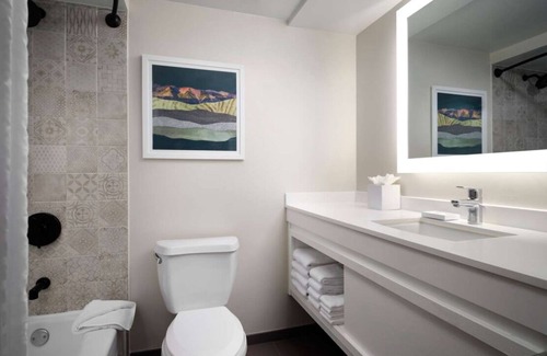 Irvine Business Complex Hotel | Comfort & Convenience: 3 Stylish Units, Close to Attractions