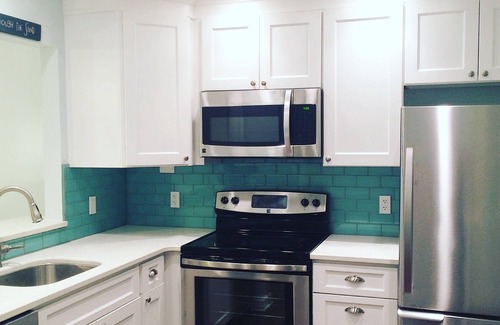 Beach Haven Condo | Budget-Friendly Bayfront Condo with Pool in Beach Haven