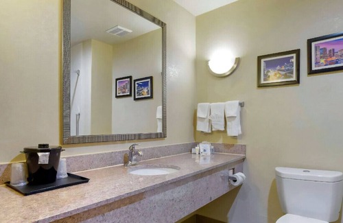 Fultondale House | Affordable & Charming King Suite! Free Breakfast