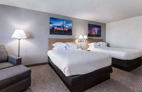 Palm Valley Hotel | Budget-Friendly Retreat at Red Lion Inn & Suites Goodyear