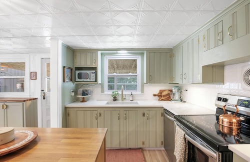 Pawcatuck House | Affordable Luxury Resort Home with an In-Ground Pool & Hot Tub. Sleeps 10.