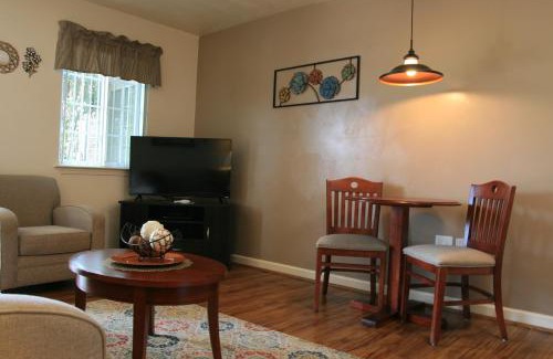 Kannapolis Hotel | Budget-Friendly Suites in Kannapolis - Pet & Child Friendly