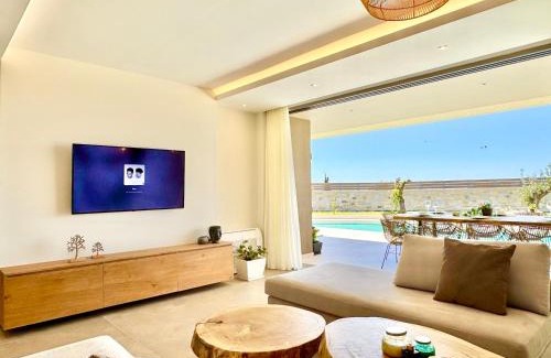 Kavvadades Villa | Experience Afionas Aethereum Villa: Oceanfront Bliss
