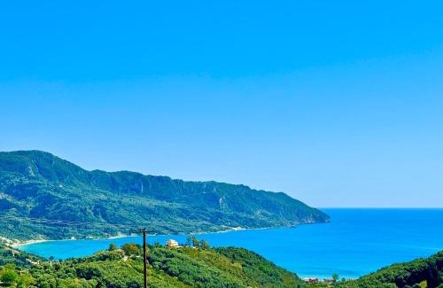 Kavvadades Villa | Experience Afionas Aethereum Villa: Oceanfront Bliss