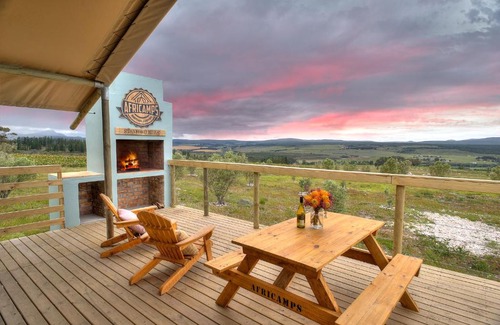 Stanford Ski Chalet | Explore AfriCamps at Stanford Hills: Pet-Friendly Retreat