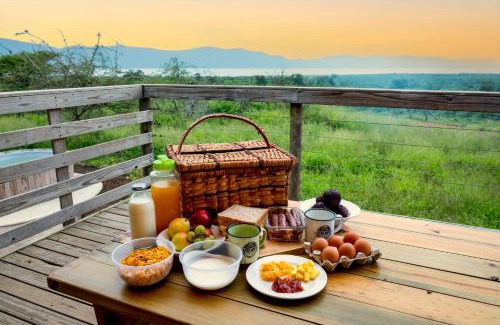 Pongola Ski Chalet | Experience AfriCamps at White Elephant Safaris: 4-Star Retreat