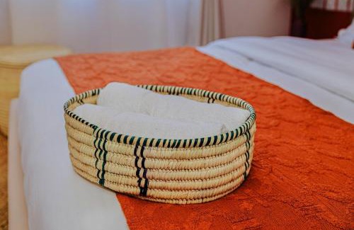 Manyimbo Apartment | AfroBoho Haven - Chic 2BR in Buxton, Mombasa