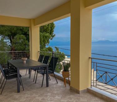 Mavrovouni Apartment | Unforgettable Afroditi's Apartment with Captivating Views