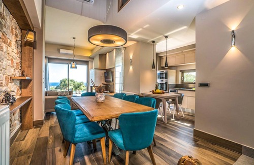 Daratsos Villa | Afroditi Seaview Villa: Poolside Retreat Near the Beach