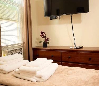 Oneonta Apartment | Prime After the Game Apt 2 - Ideal for All Star Baseball Fans