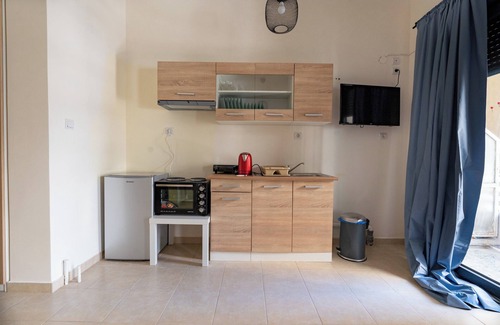 Vyronas Apartment | Ag. Ioannis m. station 1 bed for 2 pers by MPS
