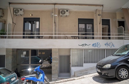 Vyronas Apartment | Ag. Ioannis m. station 1 bed for 2 pers by MPS