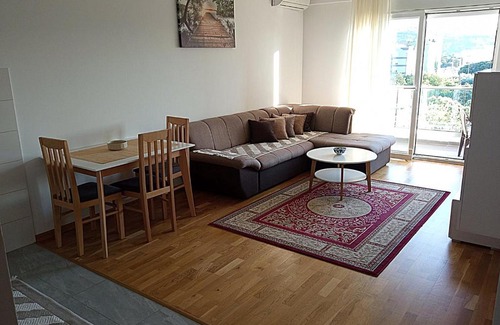 Podgorica Apartment | Oceanfront AGA Apartman Podgorica - Guest Rated 9.7/10