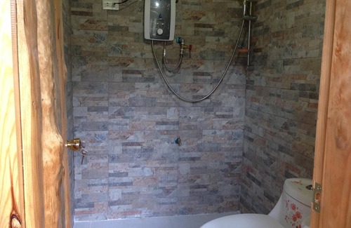 Sagada Hotel | Cozy Agape Log Cabin with Restaurant & Breakfast Included