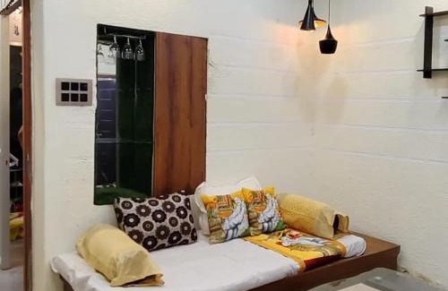 Sigra Apartment | Cozy Agastya HomeStay: Pet-Friendly Retreat Awaits