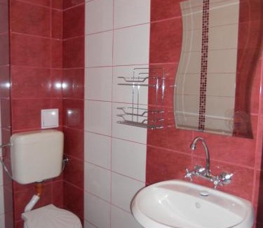 Akhtopol House | Agatopolis: Enjoy Free Parking in Every Room!
