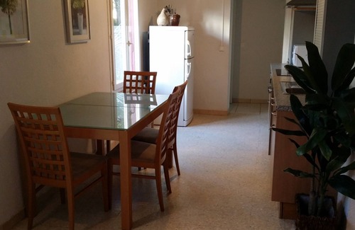 Le Grau-dʼAgde Apartment | Beachside Apartment with Private Garden and Parking