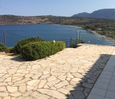 Karvelas House | Seaside Serenity at Ageranos Seaview House - Rated 9.4/10