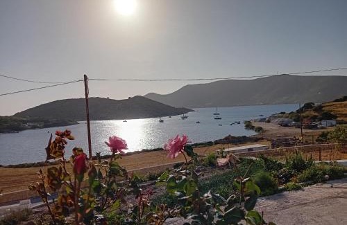 Lipsoi Apartment | Top-Rated Aggeliki's Apartments: Family-Friendly Getaway