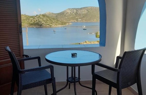 Lipsoi Apartment | Top-Rated Aggeliki's Apartments: Family-Friendly Getaway
