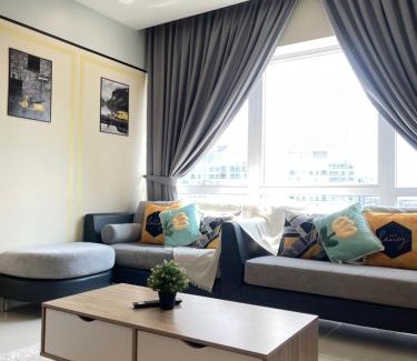 Medini Apartment | Family-Friendly AGH-Medini Signature Near LEGO Park & Beach
