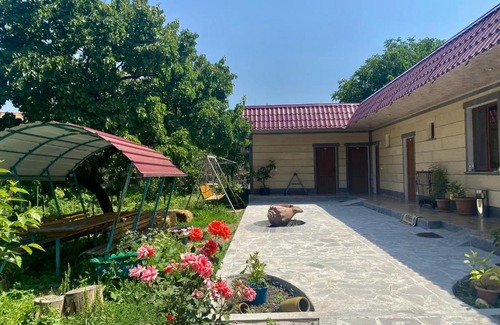 Odzun House | Pet-Friendly Aghasu Tun B&B - Guest Rated 9.8/10