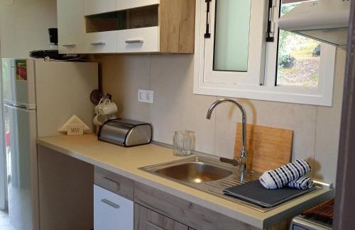 Chlomos Apartment | Seaview Apartments in Agia Pelagia - Rated 9.6/10!