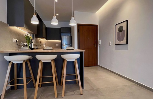 Nea Smirni Apartment | Family-Friendly Stay at AgiasFoteinis20 with Breakfast Included