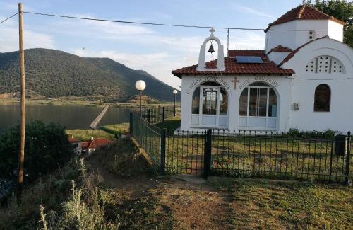 Prespes House | Pet-Friendly Agios Achillios: Rated 9.5 by Guests
