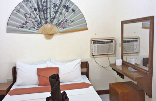 Donsol Hotel | Beachfront Family Getaway at AGM Resort & Resto
