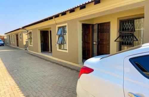 Germiston House | Budget-Friendly Stay at Agnes Guest House for Your Adventure