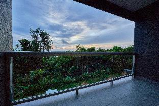 Rumassala Hotel | Relax at Agnus Unawatuna: Oceanfront Retreat with Spa