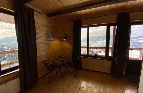 Slavske Hotel | Inviting AGORA Chalet: Rated 9/10 with Hot Tub & Kitchen