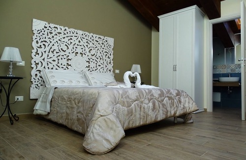 Castelnuovo della Daunia Bed & Breakfast | Cozy Agora B&B with Fireplace, Perfect for Family Stays
