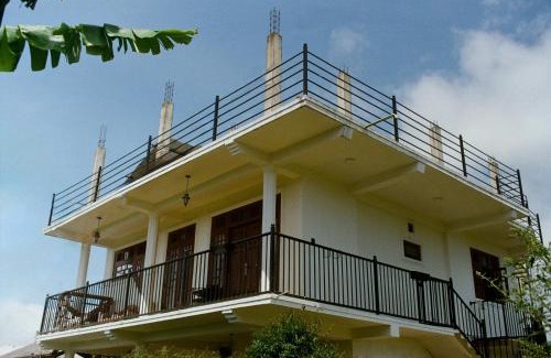 Nuwara Eliya House | Discover AGP Home: Family-Friendly 4-Star Retreat
