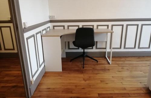 La Madeleine Apartment | Cozy 2-Room Retreat Near the Loire with Family-Friendly Perks