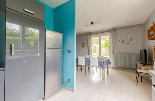 Maureilhan Apartment | Agréable logement avec piscine entre mer et vignes