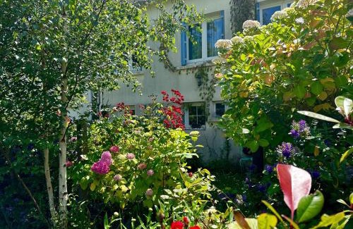 Saint-Quay-Portrieux House | Charming Coastal Retreat Just 500m from the Beach