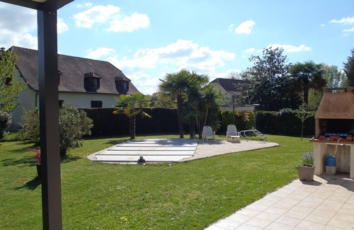 Ousse House | Relaxing Country House with Pool - Family Friendly Retreat