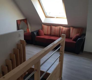 Le Hezo House | Modern Family Retreat with Hot Tub & High Guest Ratings