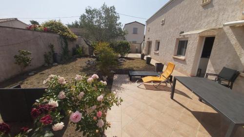 La Tremblade House | Family-Friendly Retreat at Agréable Maison La Tremblade